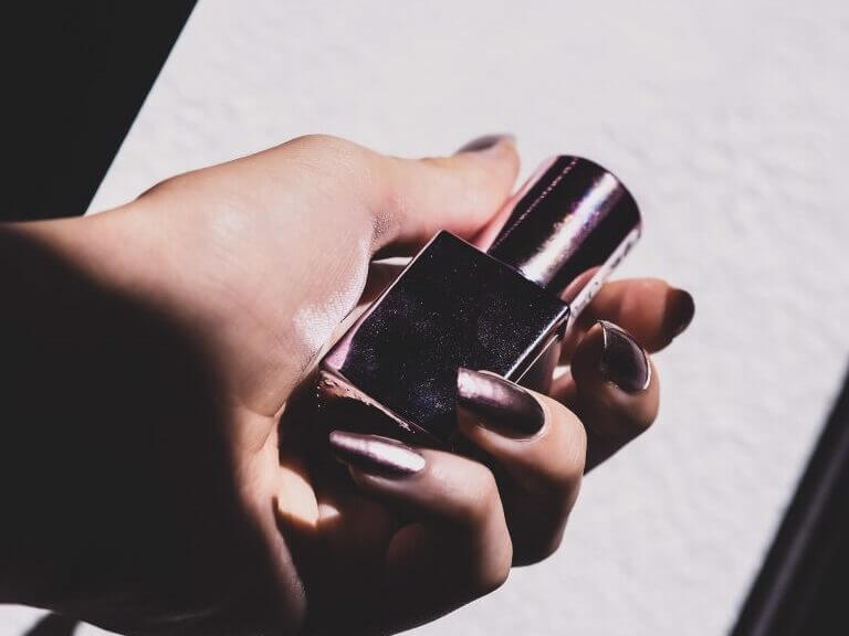 metallic nails Metallic nails