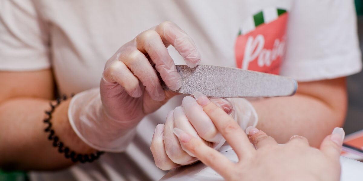 Acrylic nail extensions application