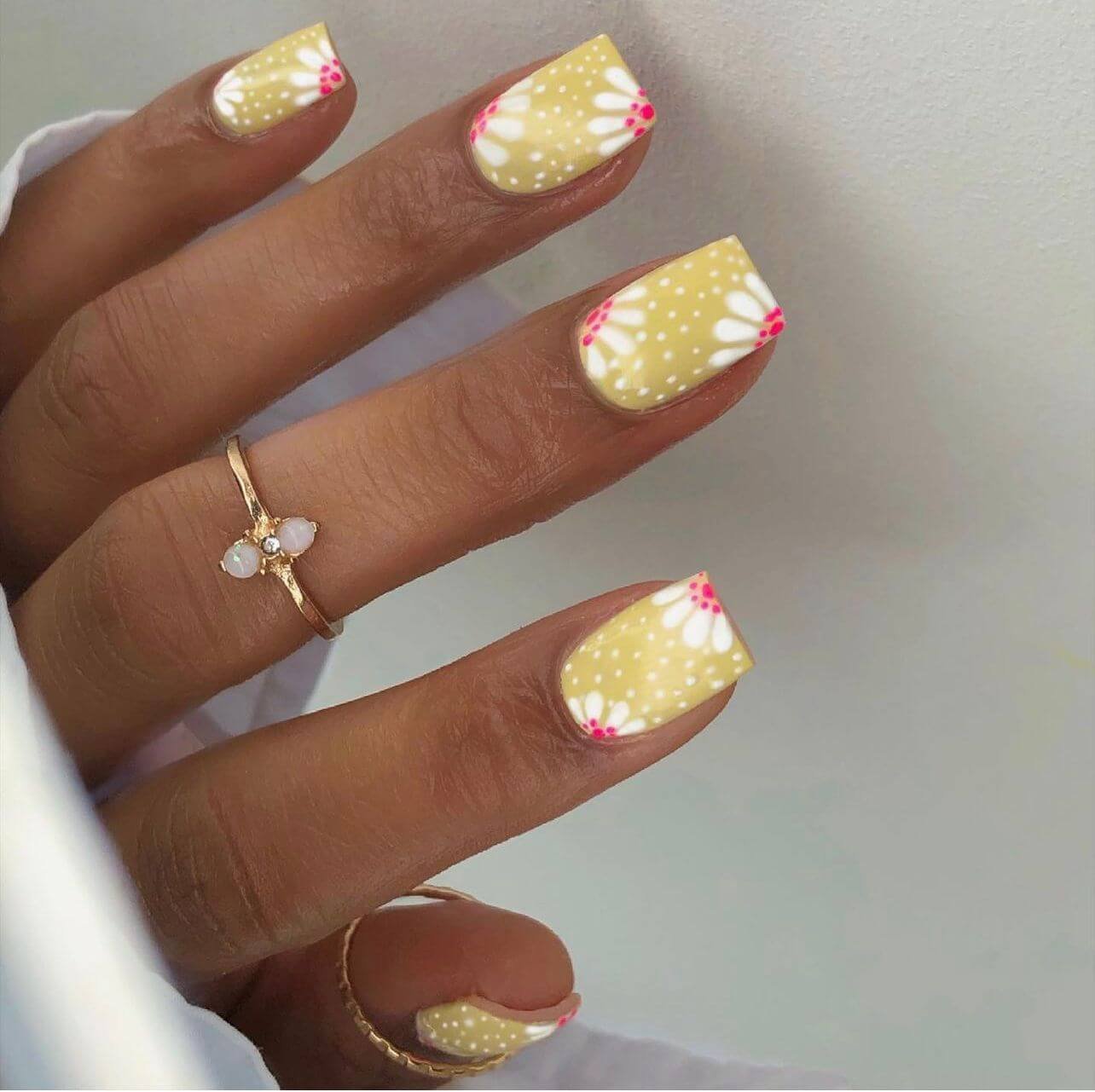 floral nails