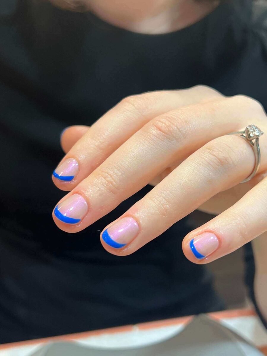 Nautical nails navy blue tips